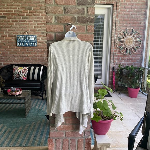 SWEET ROMEO Gray Waffle Waterfall Cardigan Pockets! Large EUC! - Picture 3 of 8